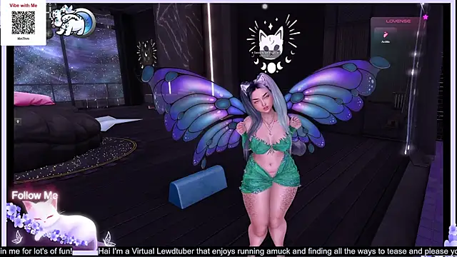 Snapshot of SassyKittyn chatting on October 28, 5:35 am SassyKittyn online show from October 28, 5:35 am