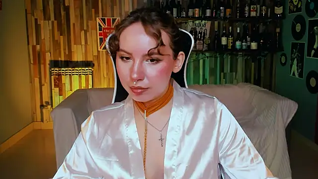 JasmineMilko online show from May 15, 5:11 am