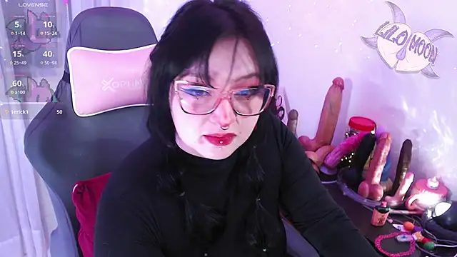 LiloMoon69 online show from May 6, 2:26 am