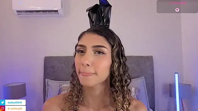 Daddysgirl1  online show from May 16, 9:36 pm