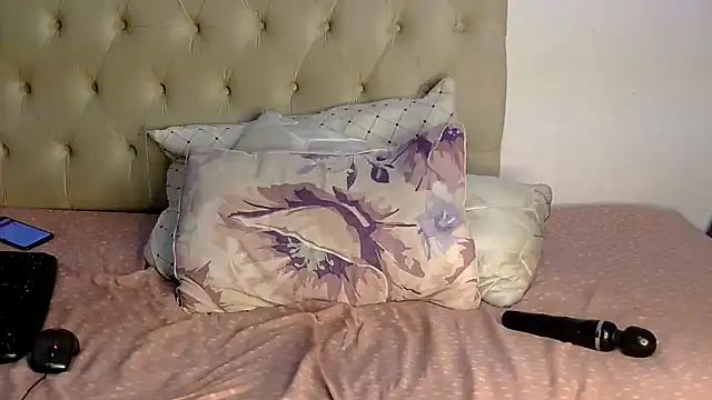 CuteBootyBae online show from May 20, 5:54 pm