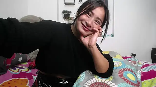 Michell 02  online show from September 26, 4:37 pm