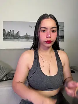 SophieRoyals online show from June 6, 12:44 pm