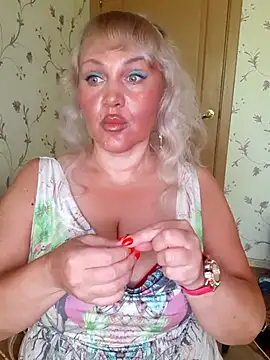 IsabellaBoni online show from July 16, 7:13 am