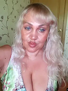 IsabellaBoni online show from July 26, 7:27 am