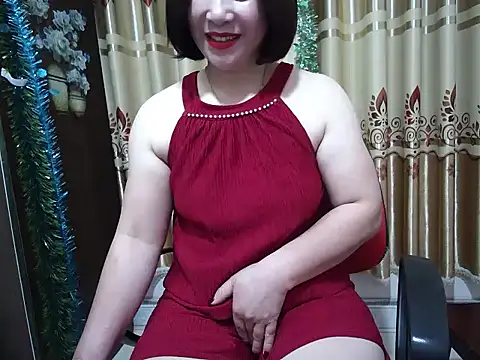 Mama-BigPussy online show from May 9, 10:12 pm