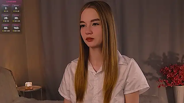 nik0le  online show from October 23, 12:05 am