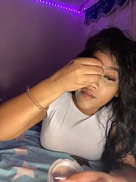 JennamartinyII online show from April 1, 3:31 pm