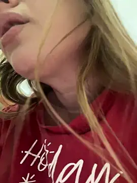 OlgaBuzzz online show from March 30, 8:47 am