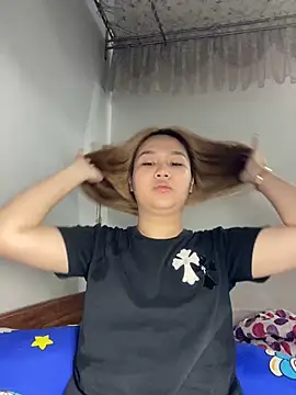 Odette68 online show from May 13, 3:34 am