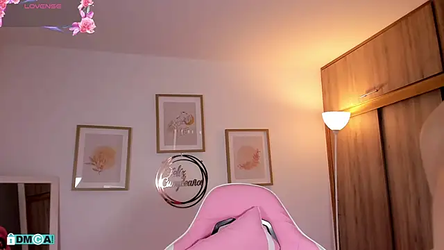 Veronica isaza   online show from October 30, 1:23 pm