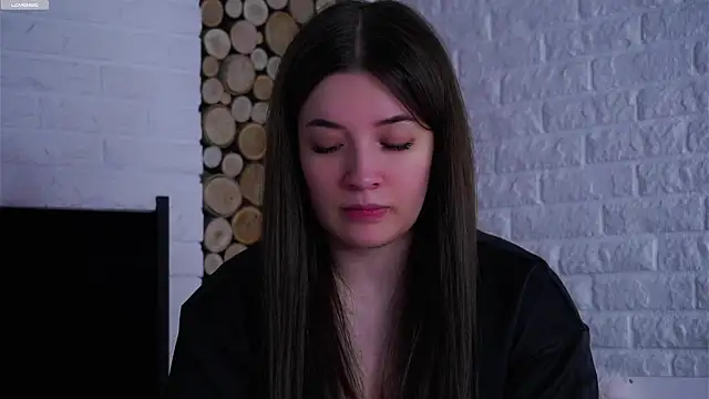 LowOncoming online show from May 11, 2:35 am