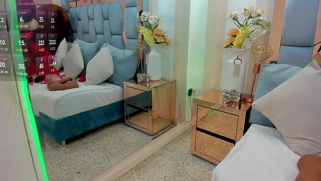 karina mason online show from October 24, 12:34 pm