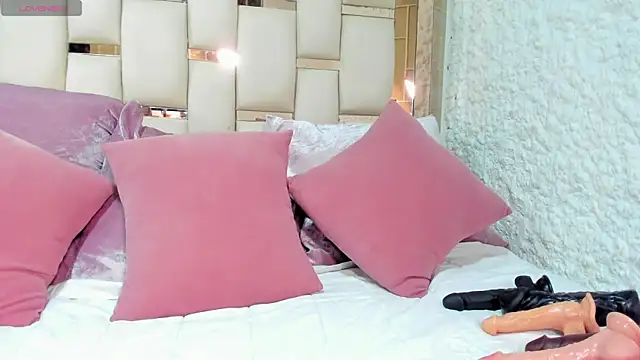 karina mason online show from April 19, 10:56 pm