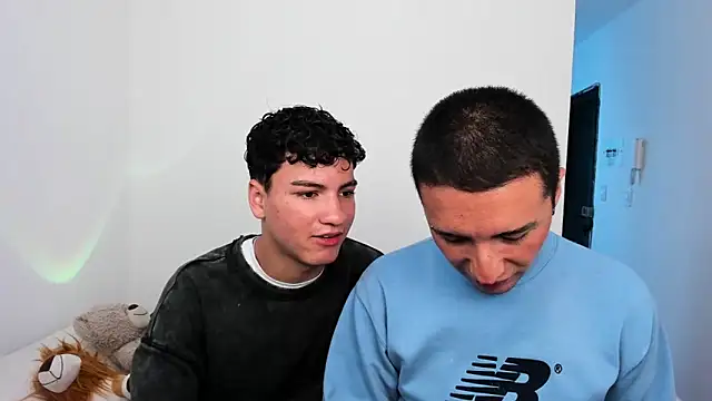 sweet boys xx online show from November 4, 12:21 pm