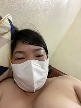 Hachi Sweetbabie  online show from February 27, 2:06 pm