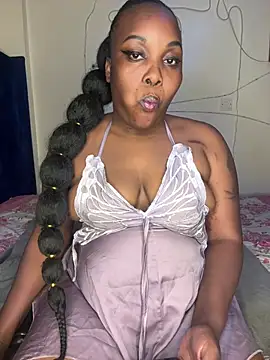 Queenshaz01 online show from July 7, 11:18 pm