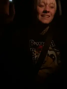 poussichienne online show from October 11, 5:37 pm