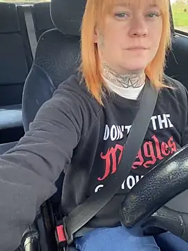 poussichienne online show from March 27, 11:22 am