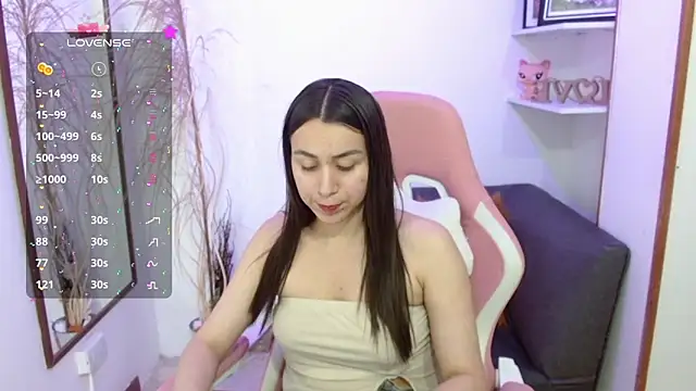 EmmaMyerss  online show from September 25, 12:32 am