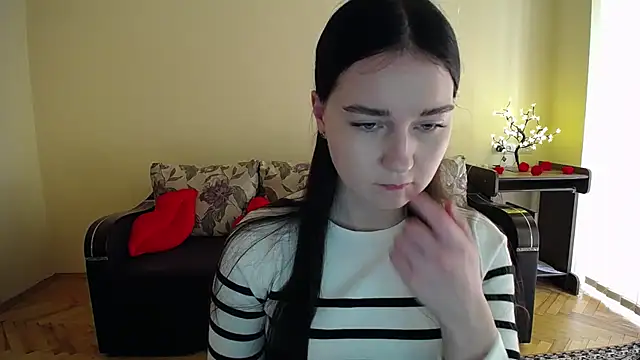 Pretty shy online show from May 11, 8:38 am