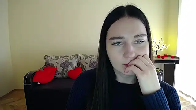 Pretty shy online show from May 2, 8:50 am