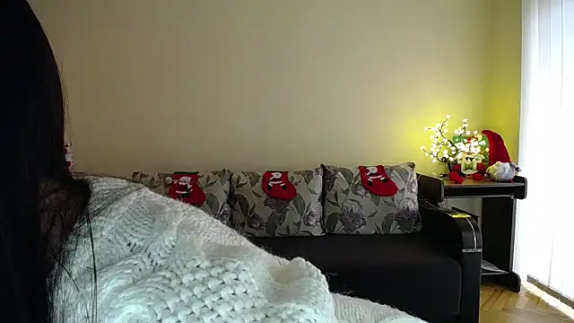 Pretty shy online show from December 18, 9:36 am