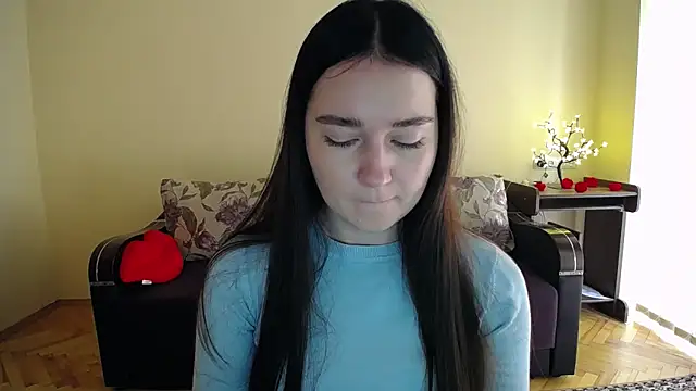 Pretty shy online show from May 19, 8:21 am