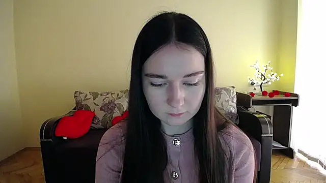 Pretty shy online show from May 5, 9:01 am