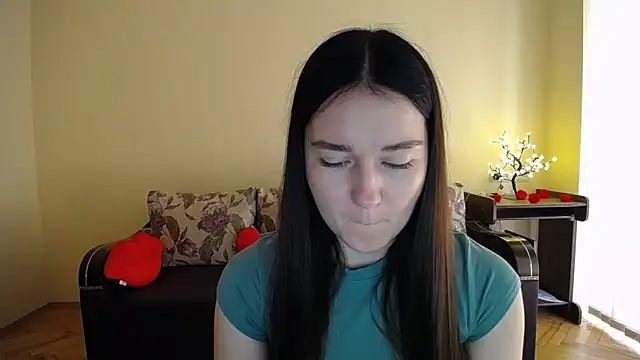 Pretty shy online show from May 26, 8:46 am
