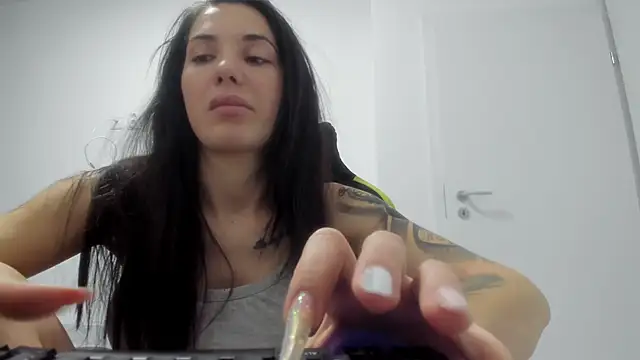 Emmapmg online show from December 14, 7:30 pm