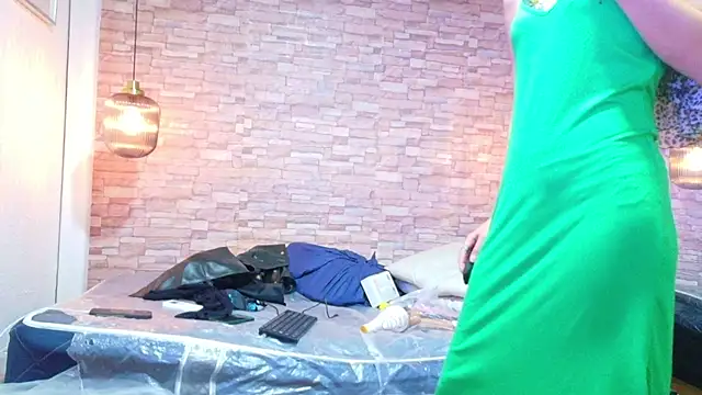 nextdoor fantasy1 online show from May 26, 3:17 am
