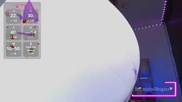 im mishellbigass online show from November 12, 6:33 am