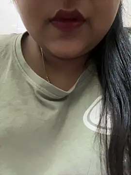 smile pretty online show from November 24, 5:26 pm