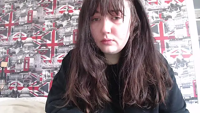 Lynylou online show from March 24, 9:25 am