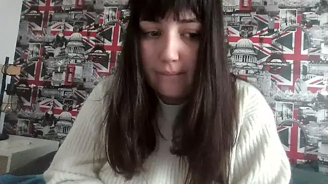 Lynylou online show from October 31, 12:31 pm