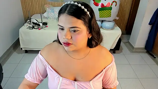 samy 19  online show from February 3, 11:04 am