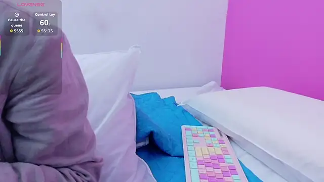 yourcuteneighbourr online show from January 14, 3:22 am