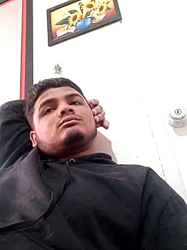 Boycuriousxxx online show from May 20, 12:13 pm