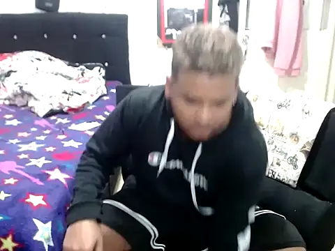 Boycuriousxxx online show from September 18, 10:19 pm