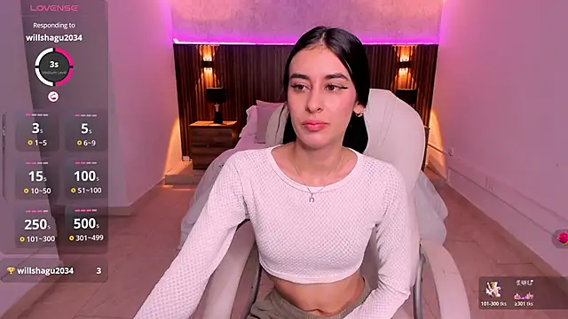 karlaa james online show from April 7, 11:12 am