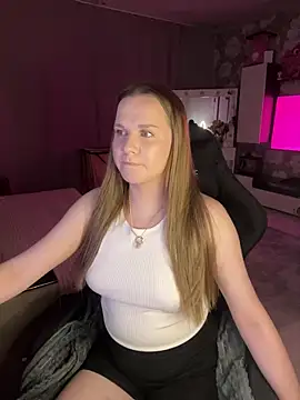 Lexi noah online show from May 17, 9:14 pm
