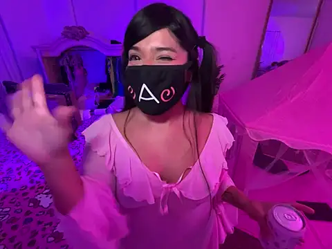 Onlypawzz online show from March 13, 5:09 am