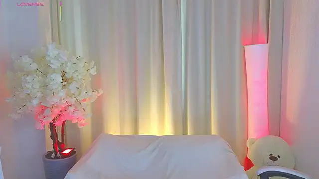 JessRosen online show from October 27, 3:46 am