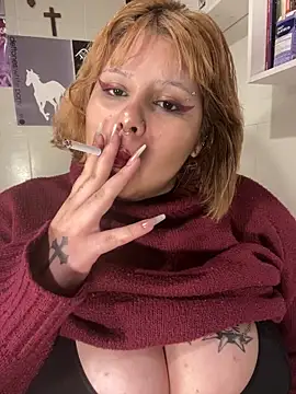 CrisyFerreira online show from October 12, 1:41 am