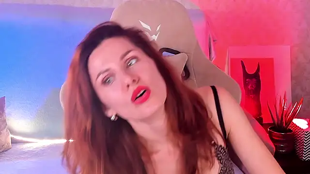 April o Nill online show from September 12, 1:29 pm