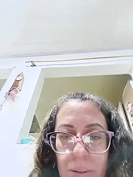 miss hanna07 online show from May 15, 12:05 am