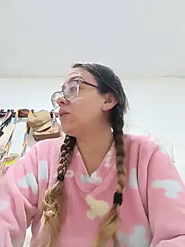 miss hanna07 online show from May 10, 3:52 am