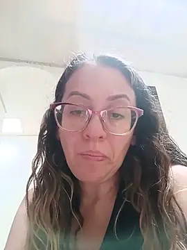 miss hanna07 online show from May 25, 8:52 pm