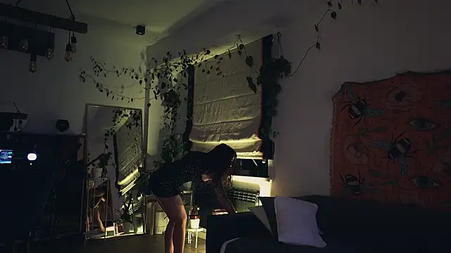 Leona Mell online show from November 21, 10:12 pm